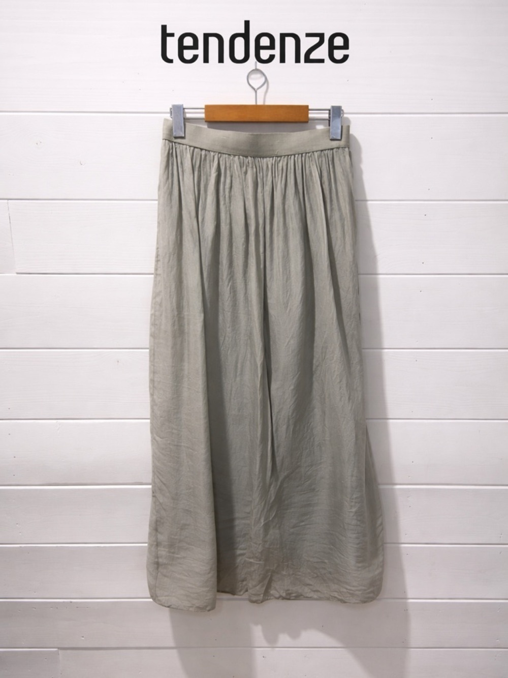 • Tendenze Light Grey Silk Maxi Skirt – Size M